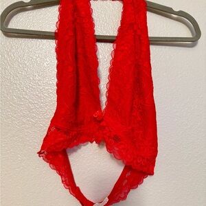 Red Lace Bralette Halert